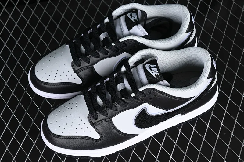 All categories Nk SB Dunk series Nk SB Dunk Low low-top sneakers Nk Dunk Low "Chenille" plush black hook SB low-top sports and leisure sneakers DQ7683-001